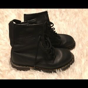 Dr Martens black